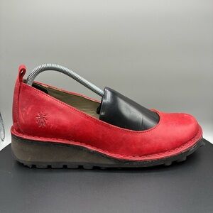 Fly London MEWI121FLY Slip On Shoes Women’s 40 Red Leather